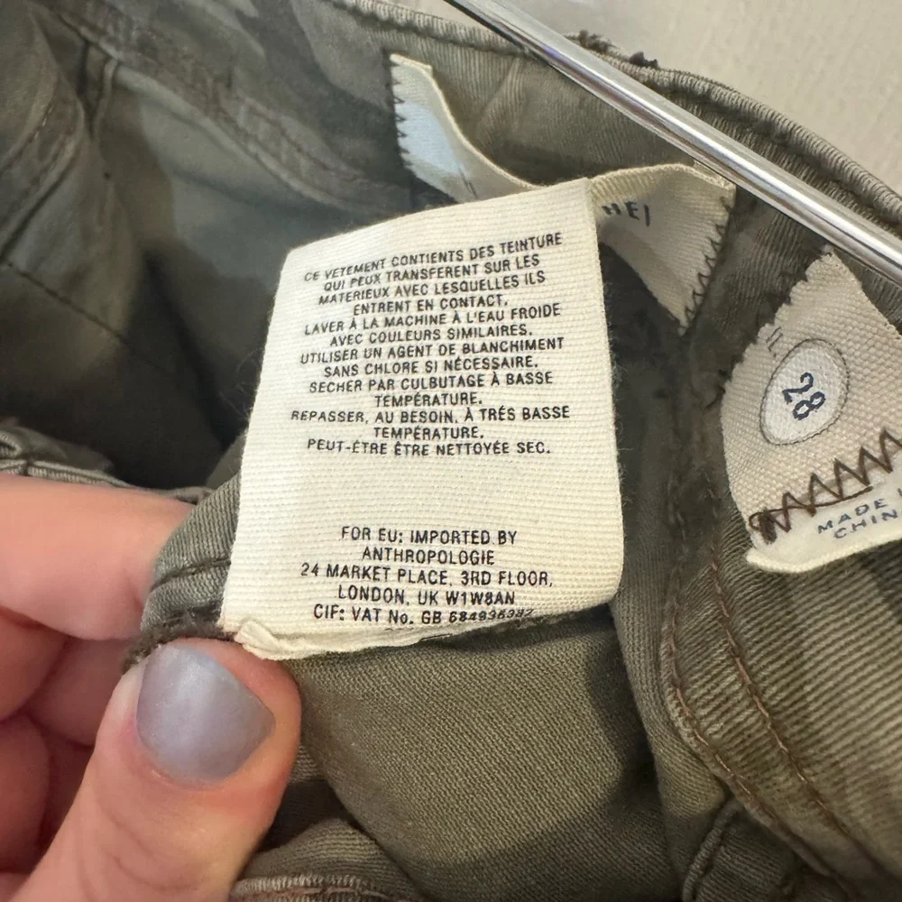 Anthropology Hei Hei Camouflage Cargo Jeans, size 28